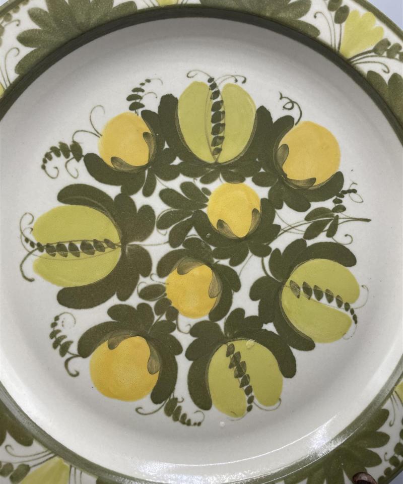 Arabia Atelje käsinmaalattu lautanen, Raija Uosikkinen