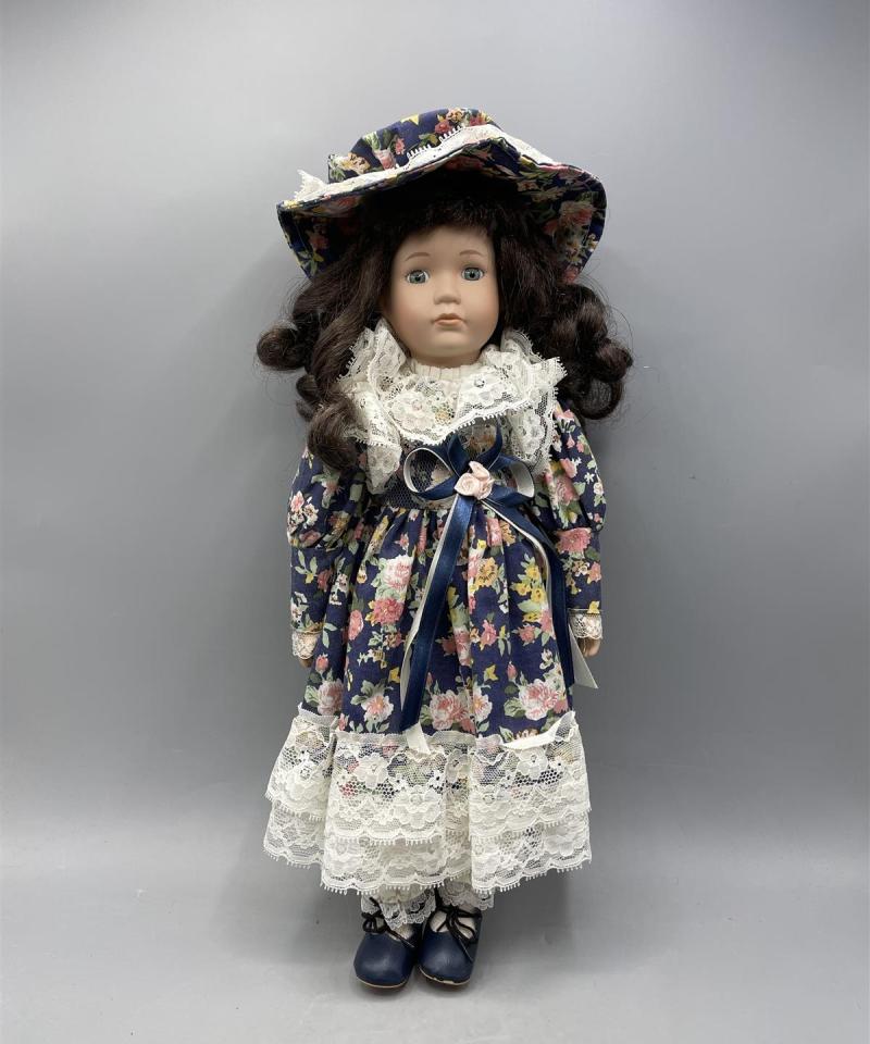 Elizabeth posliininukke