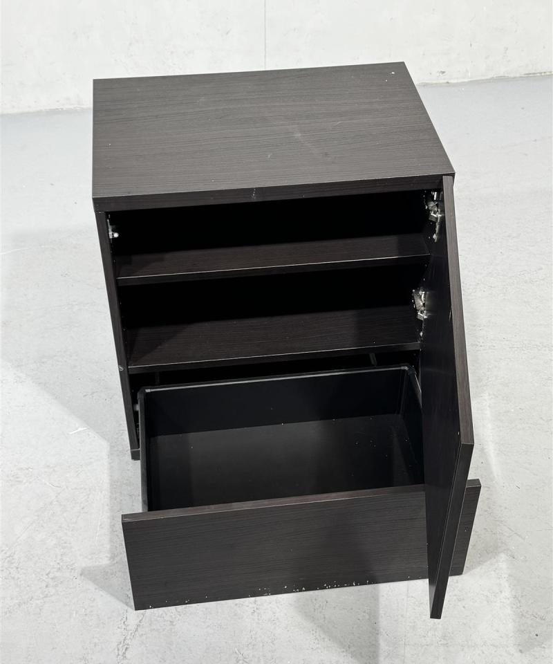 Ikea Bestå kaappi vetolaatikolla