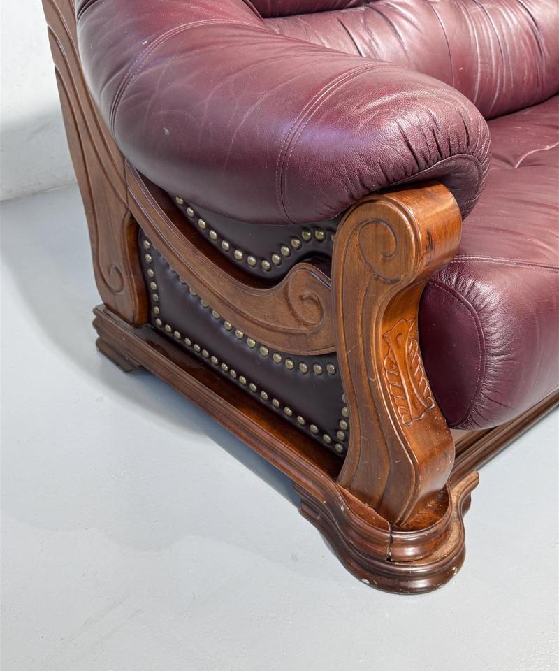 Klassinen sohva nahka