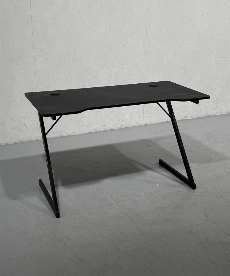 Jysk Gamer työpöytä 120x60