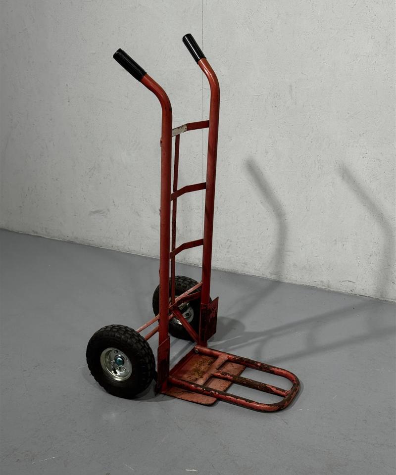 Nokkakärryt oranssi