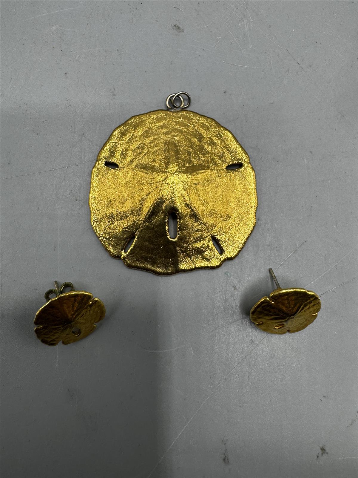 Korusetti hiekkadollari (riipus ja korvakorut)