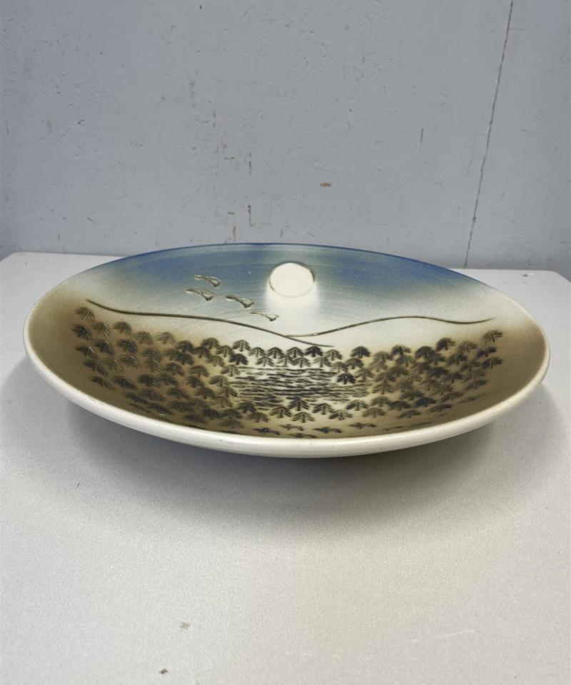 Bjarmia käsintehty koristeellinen seinälautanen/vati