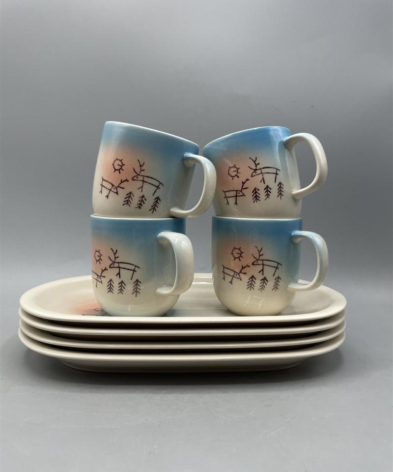 Pentik ”Lappi” kahvikupit ja lautaset 8-osaa