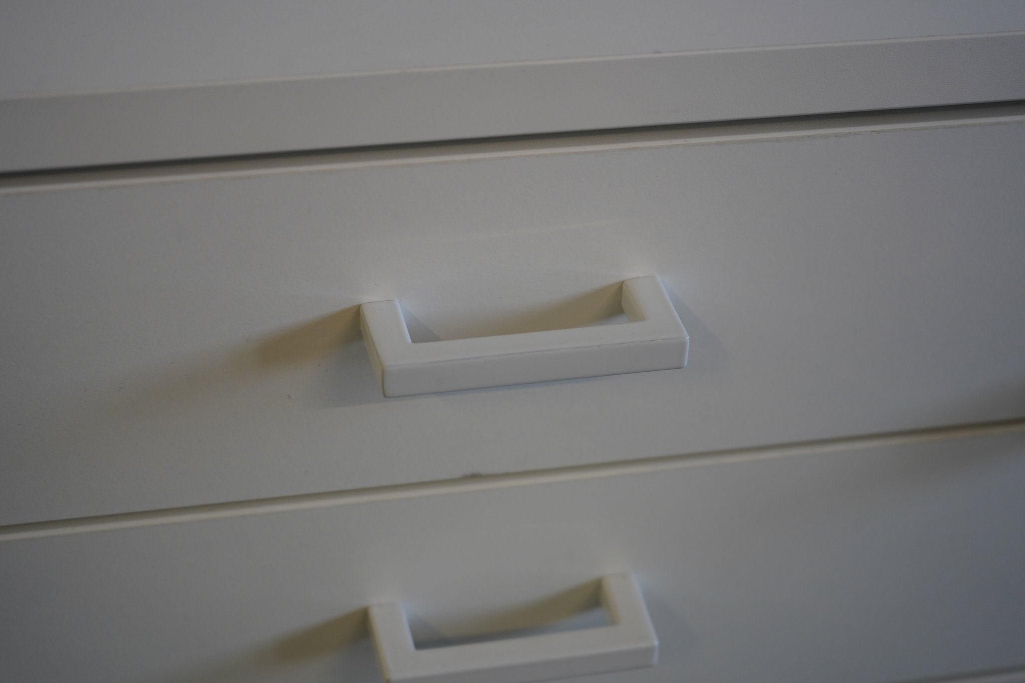 Isku neljäosainen 2007-laatikosto, valkoinen - Image 4