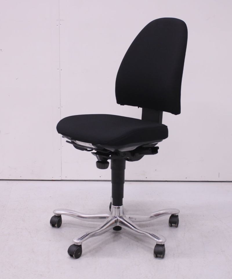 Alternative view of Kinnarps 6000 -työtuoli, uudelleenverhoiltu musta