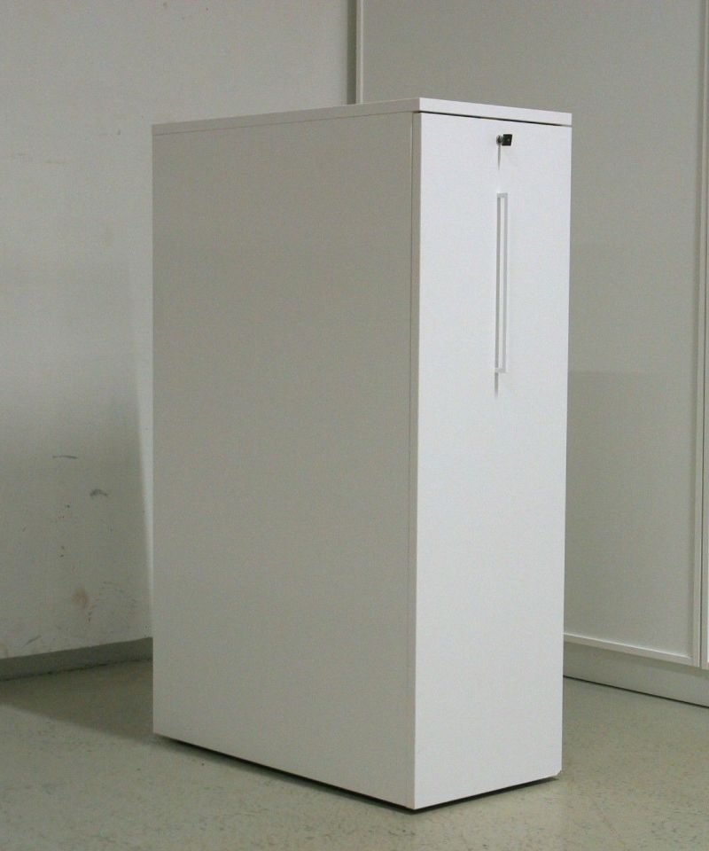 Alternative view of Martela Combom3 apteekkarinkaappi, vetokaappi