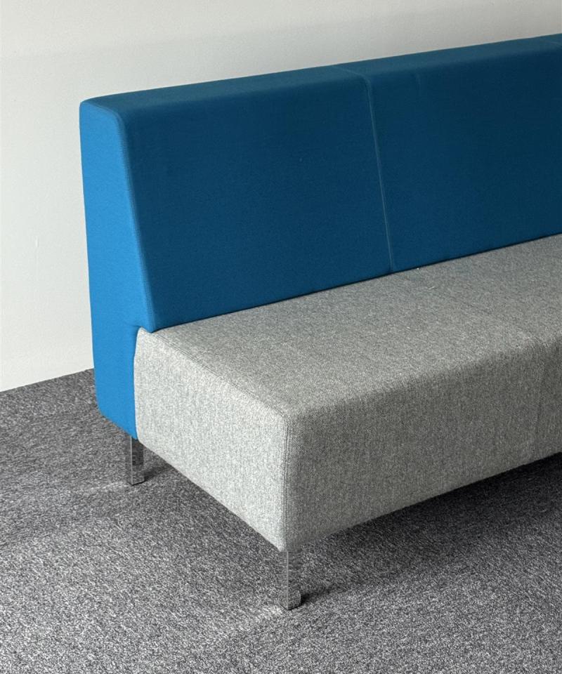 Johanson sohva sininen