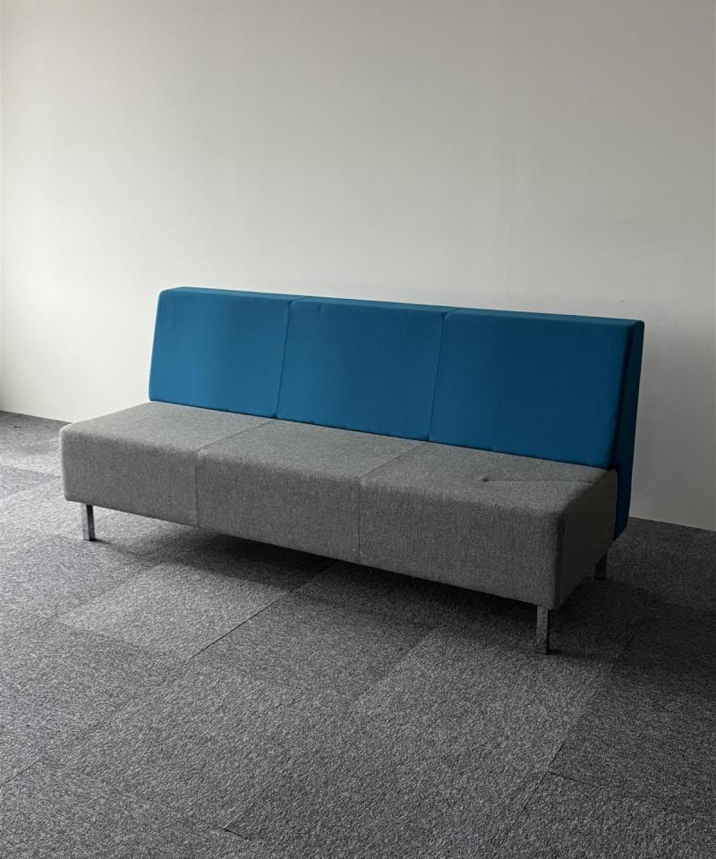 Johanson sohva sininen