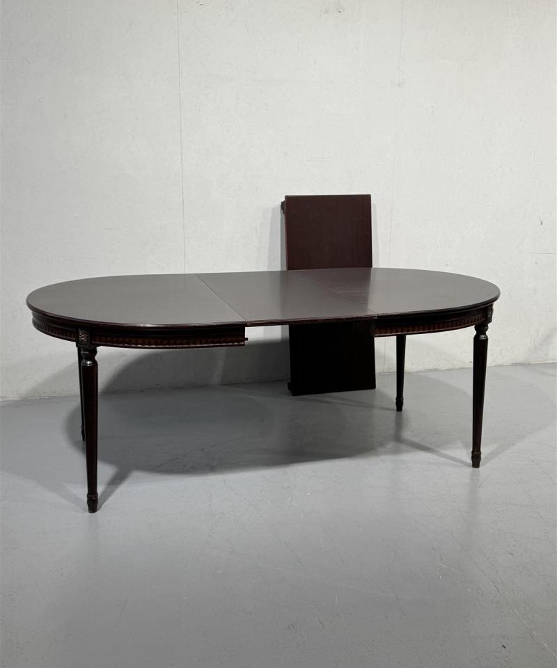 Kustavilais ruokapöytä 114x98 jatkopaloilla