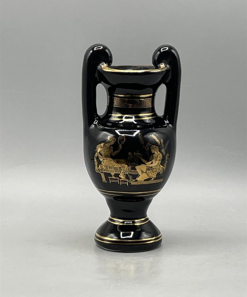 Käsintehty keraaminen maljakko Kypros