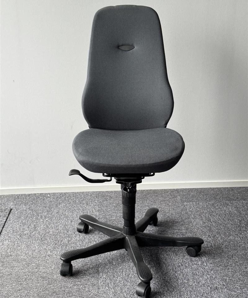 Kinnarps 6000 Free Float työtuoli käsinojaton harmaa