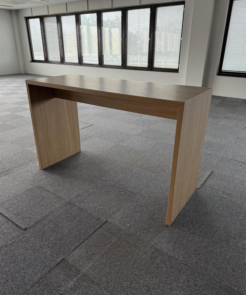 Moderni pöytä 180x80cm