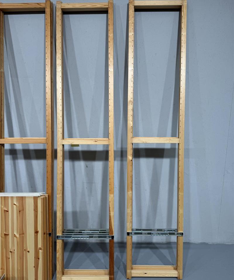 Lundia hyllykkö iso kokonaisuus