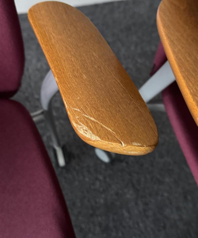 Kinnarps M375 Plus tuolit (4kpl) violetti