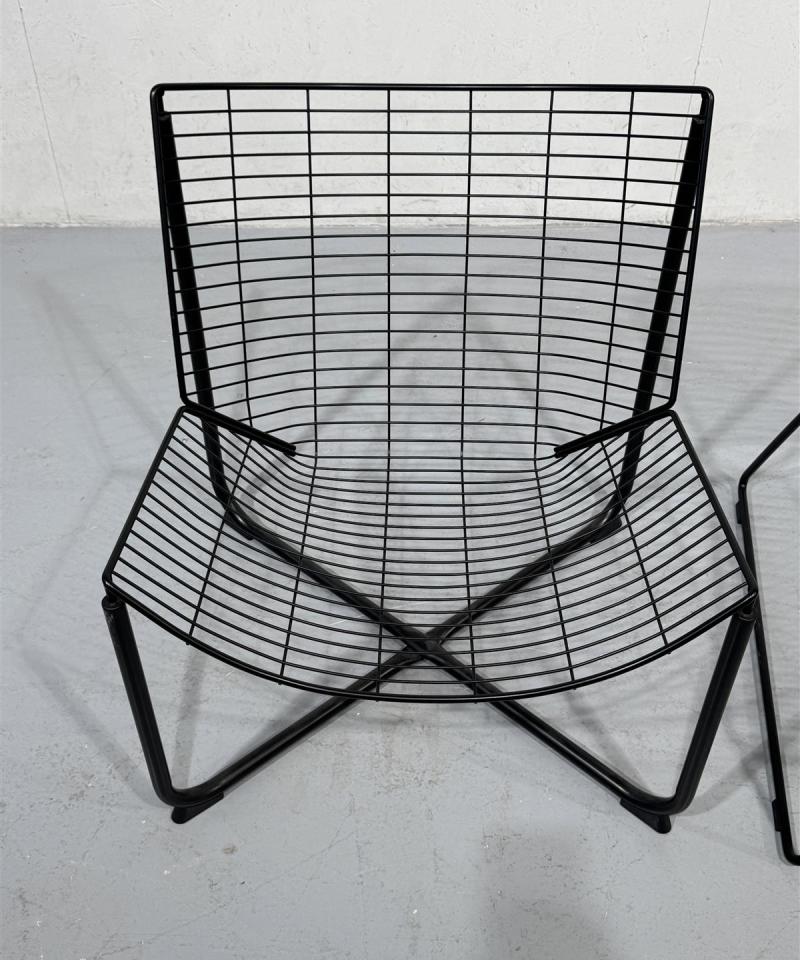 Modernit mustat tuolit (2kpl) metallia