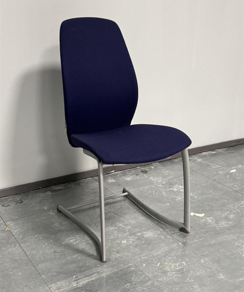 Kinnarps Plus sininen tuoli (4kpl)