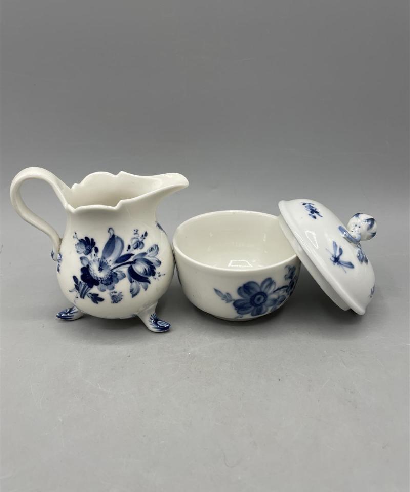 Meissen kahvikannu, sokerikko ja kermakko