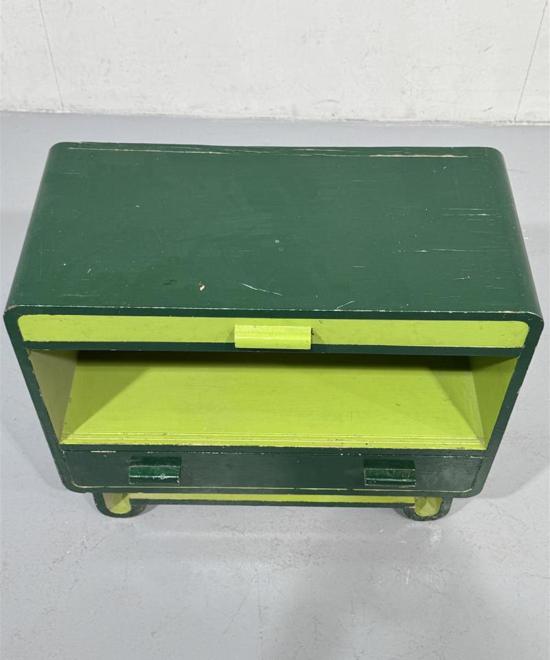 Funkkis yöpöytä vihreä