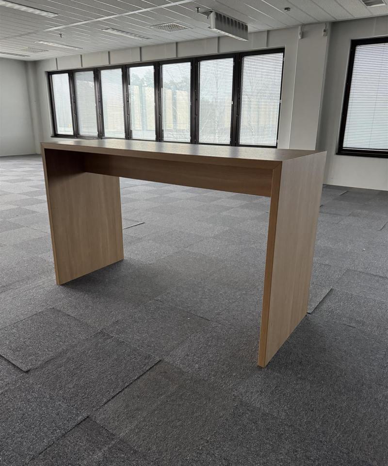 Moderni pöytä 180x80cm