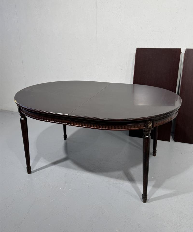 Kustavilais ruokapöytä 114x98 jatkopaloilla