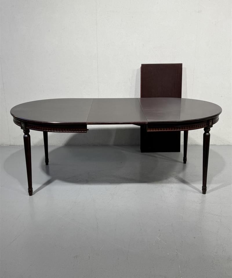 Kustavilais ruokapöytä 114x98 jatkopaloilla