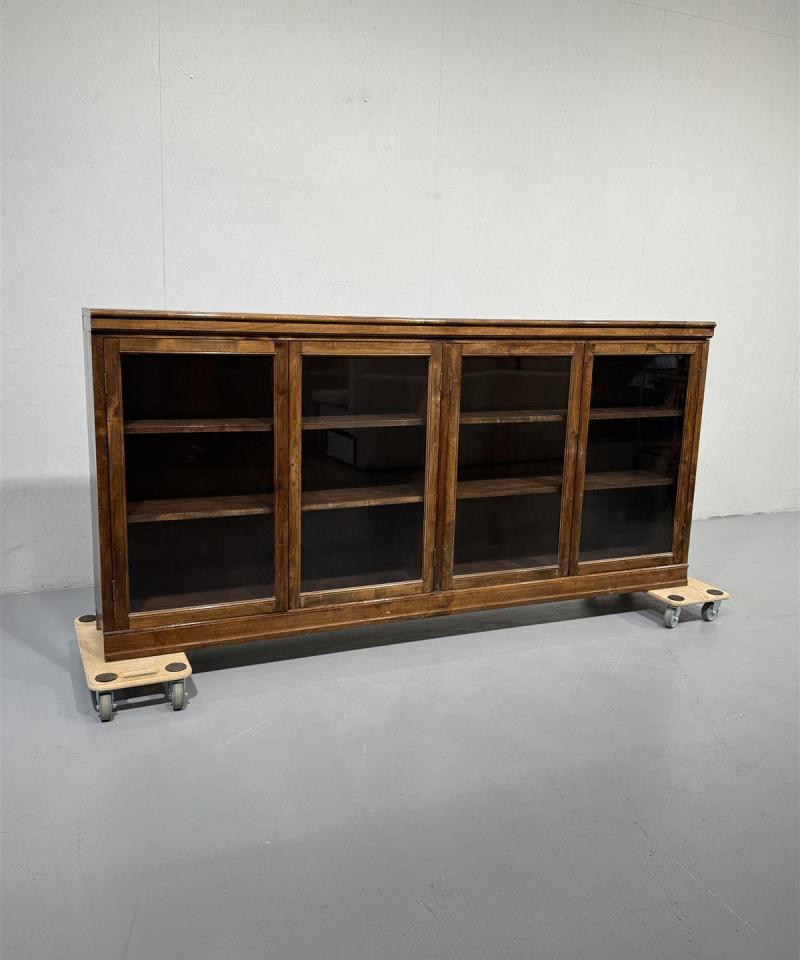 Vintage vitriinikaappi 223cm