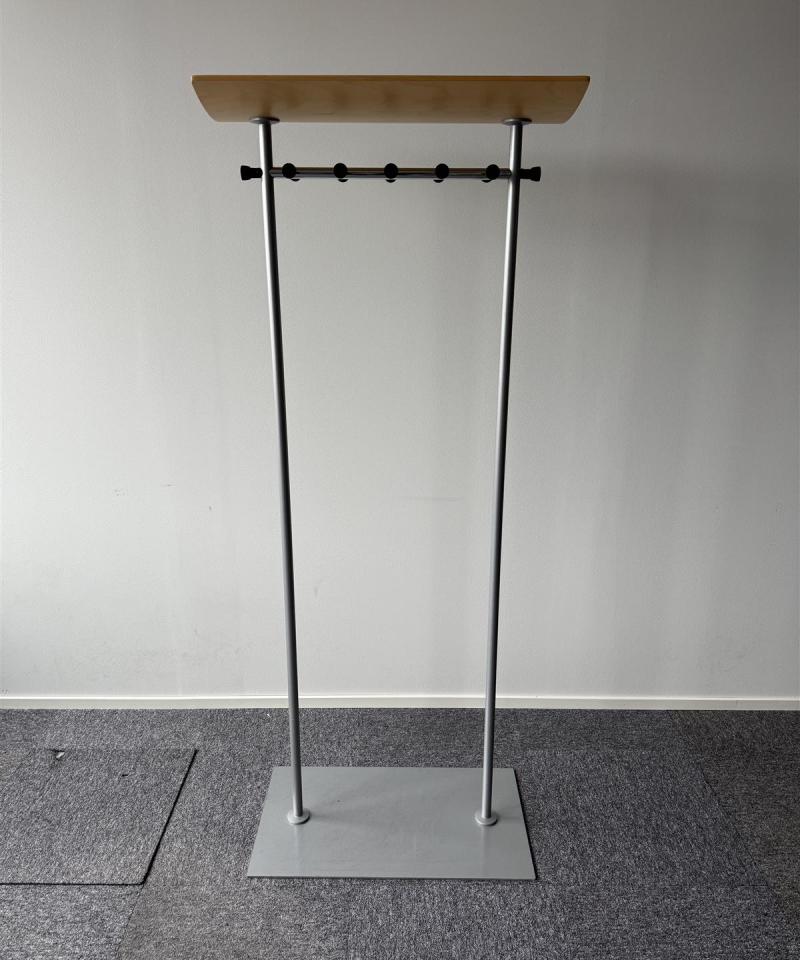 Inno moderni naulakko