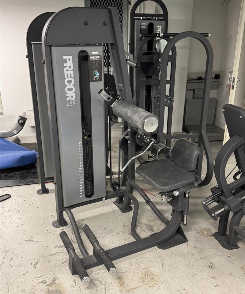 Precor kuntosalilaitteet (3 kpl)