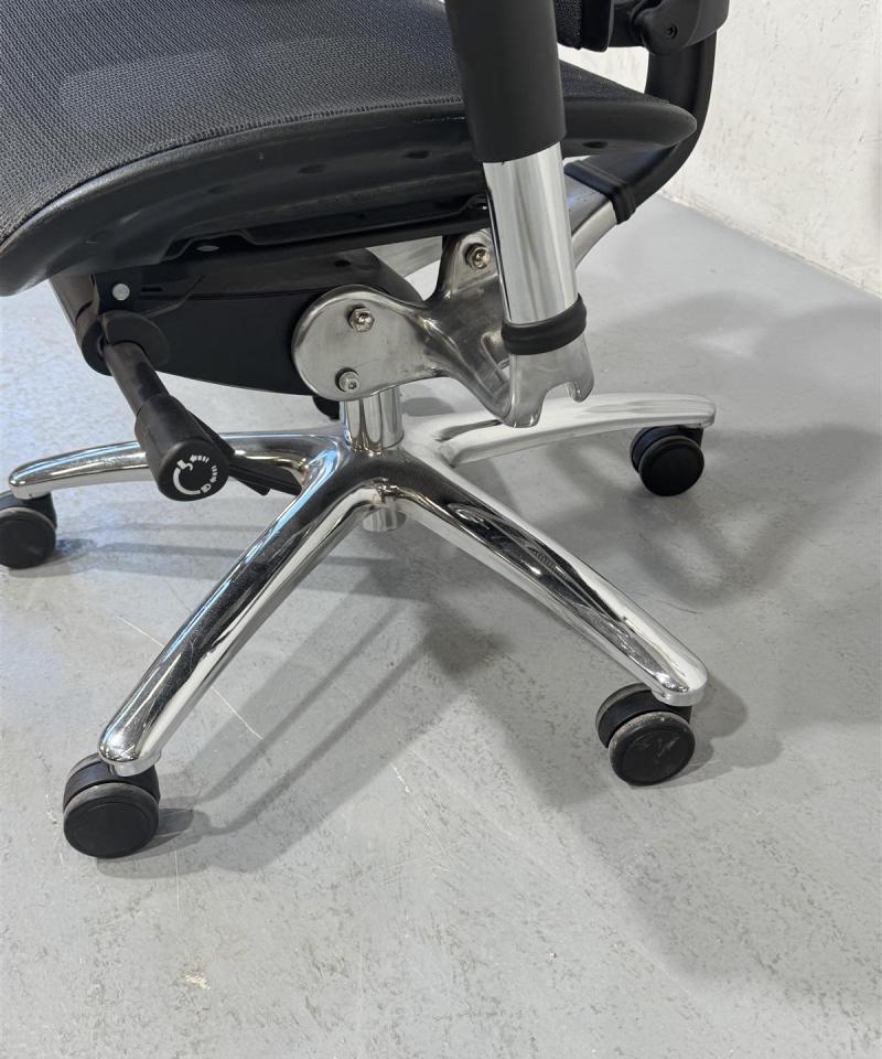 Luxurious Comfort Toimistotuoli musta