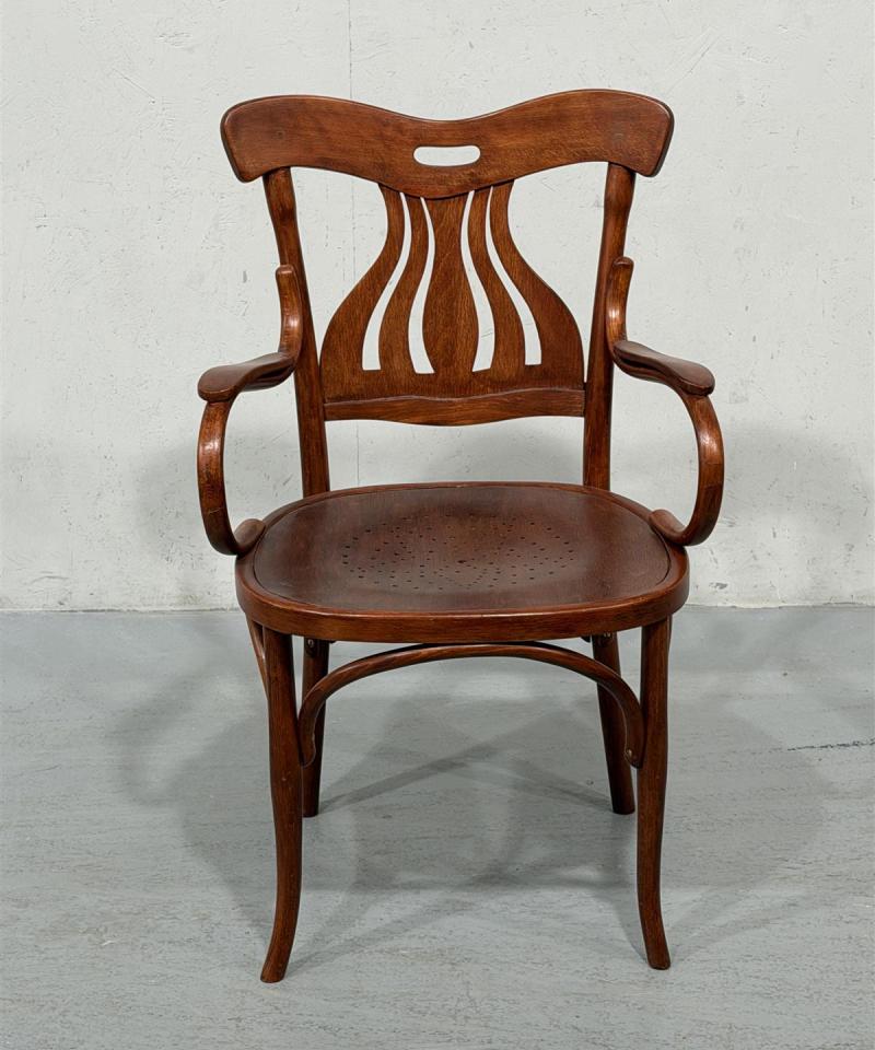 Thonet nojatuoli