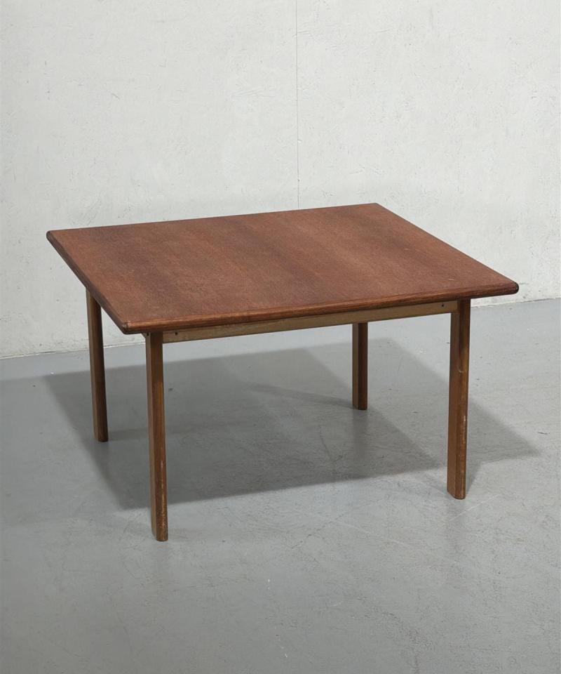 Vintage teak sohvapöytä