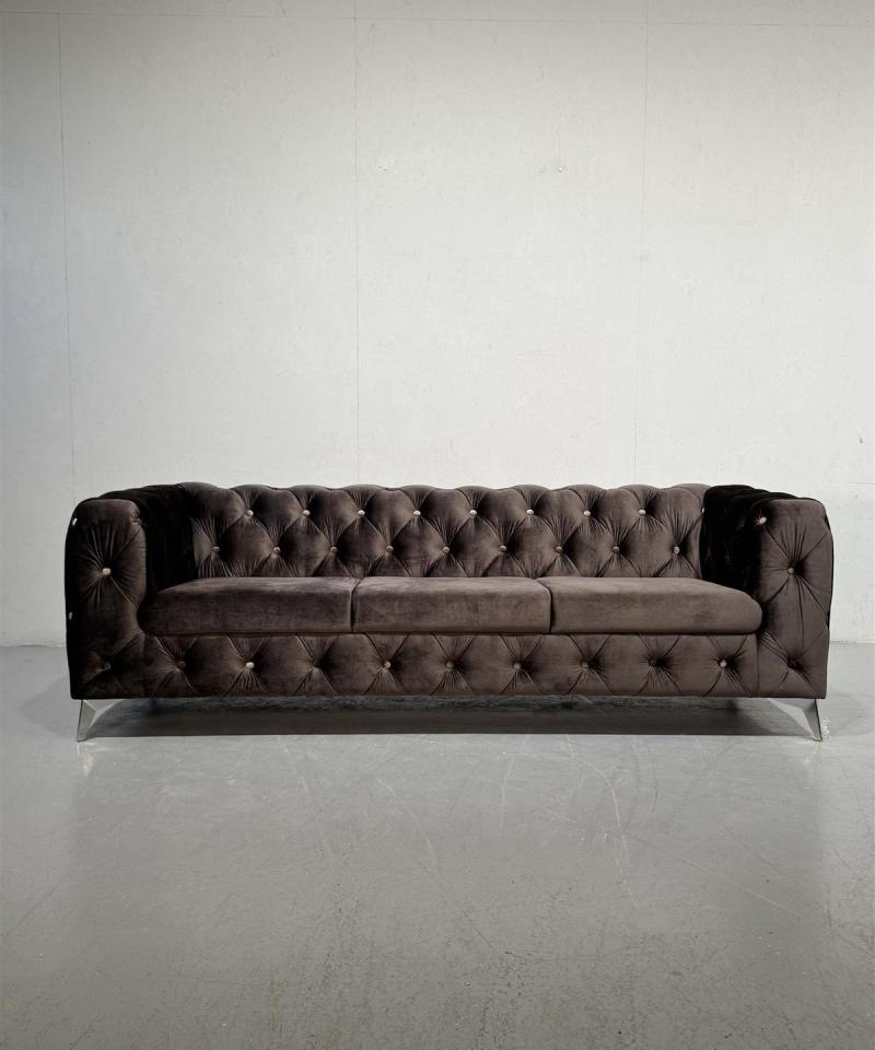 Chesterfield sohva 3 istuttava ruskea