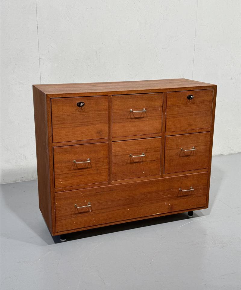 Vintage teak lipasto 1960-luku