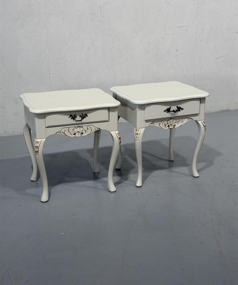 Talonpoikaisokokoo yöpöydät (2kpl)