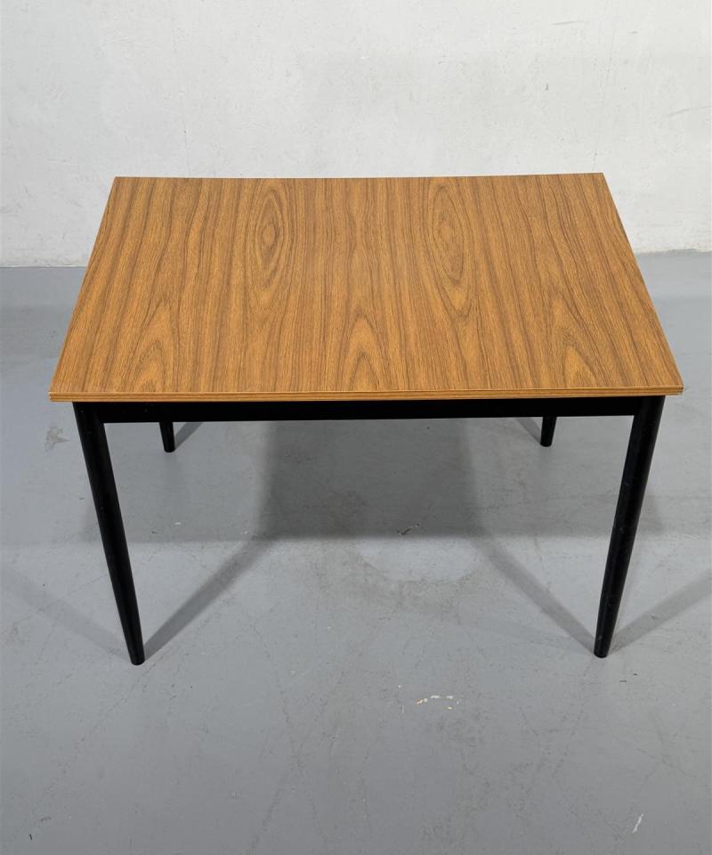 Vintage ruokapöytä 105x75