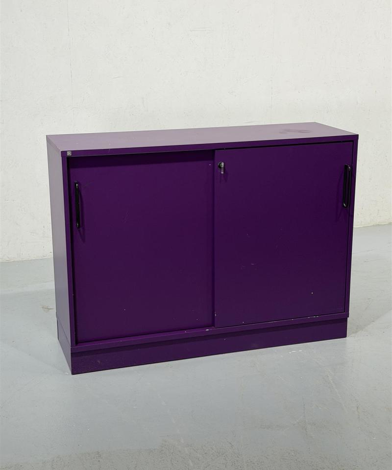 Svenheim kaappi violetti