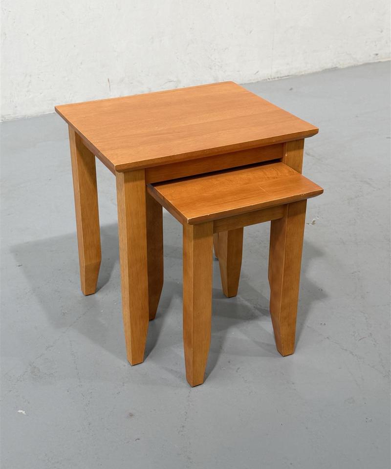 Sarjapöytä (2kpl)