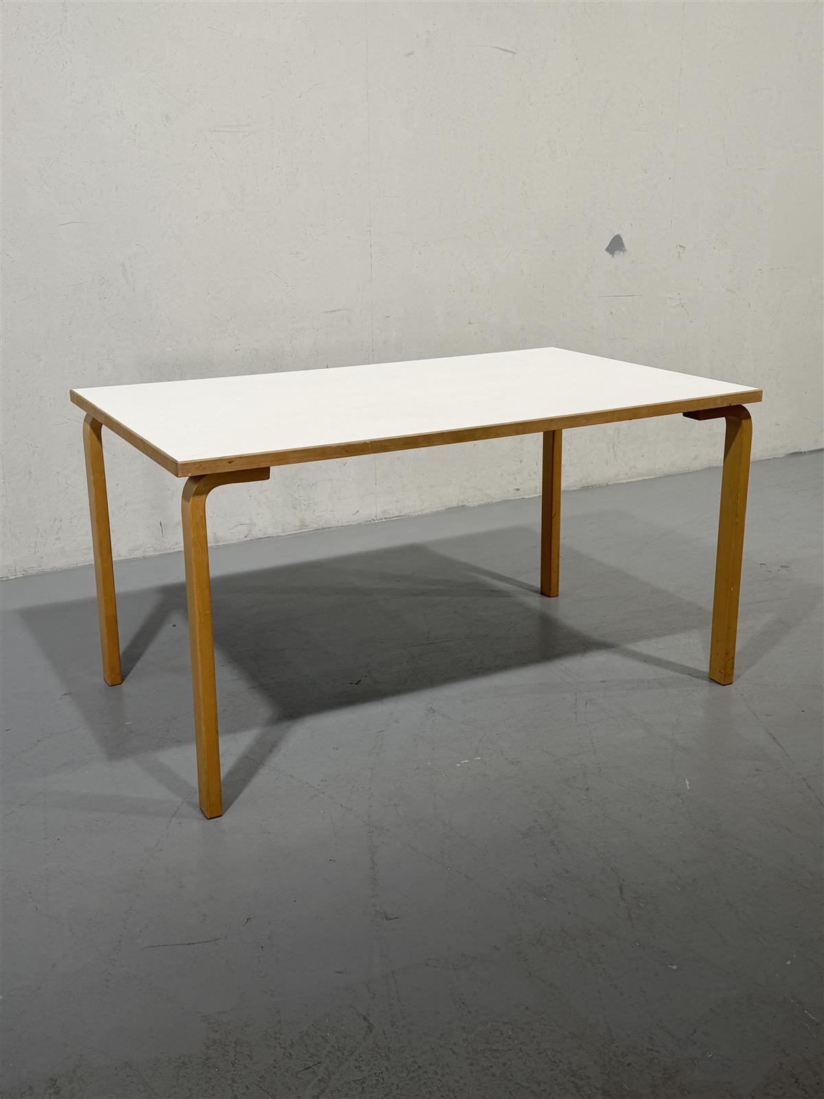 Artek pöytä 130x80