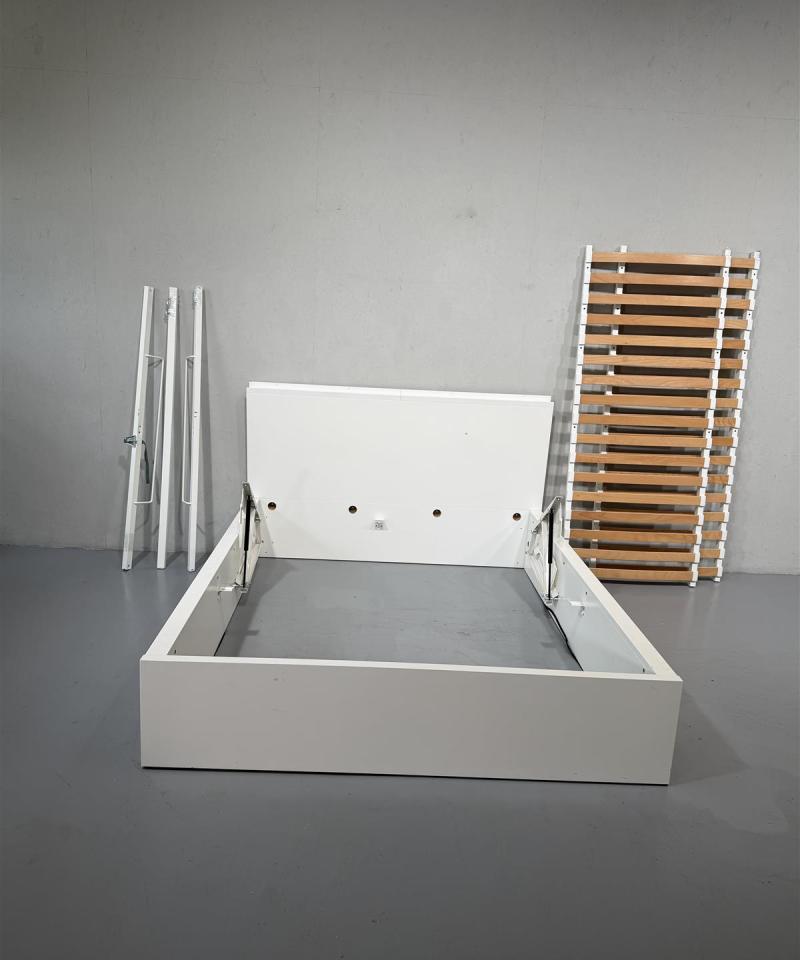 Ikea Malm parisänky 160x200 ja Hövåg patjat