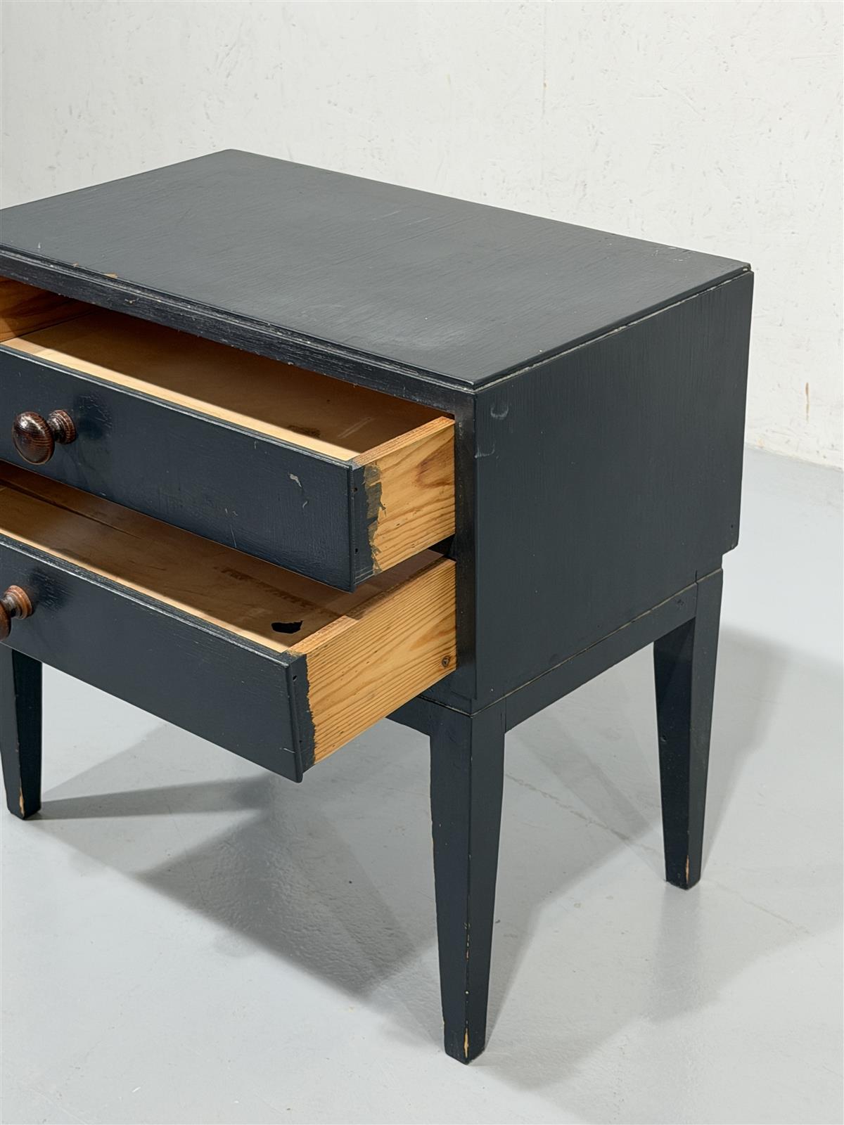 Vintage lipasto 2 tasoa