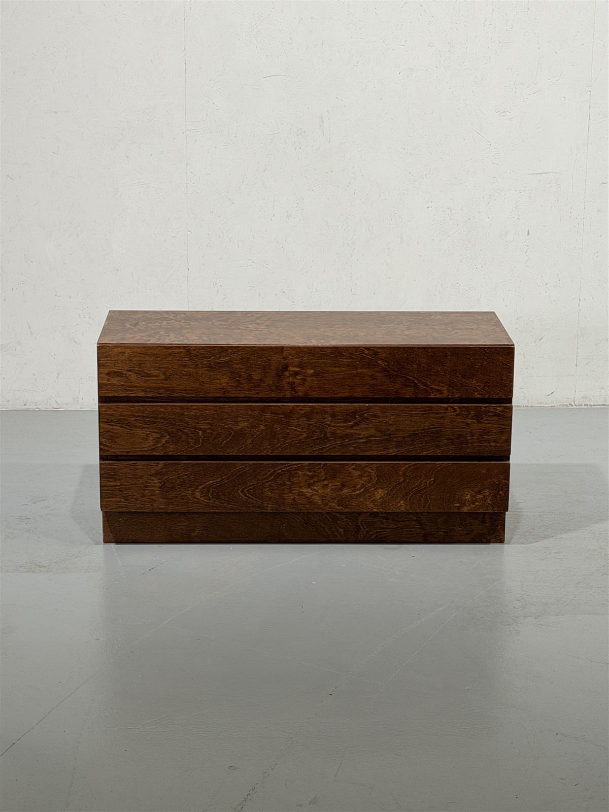Asko Vintage lipasto ruskea, 3 tasoa