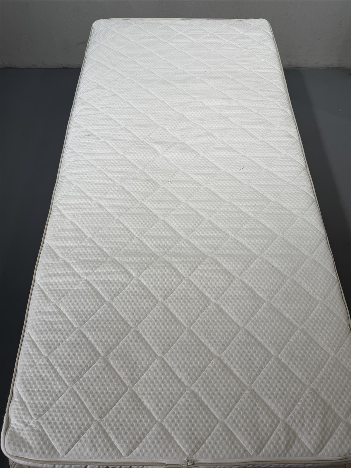 Ikea Stuvland 90x200 sänky