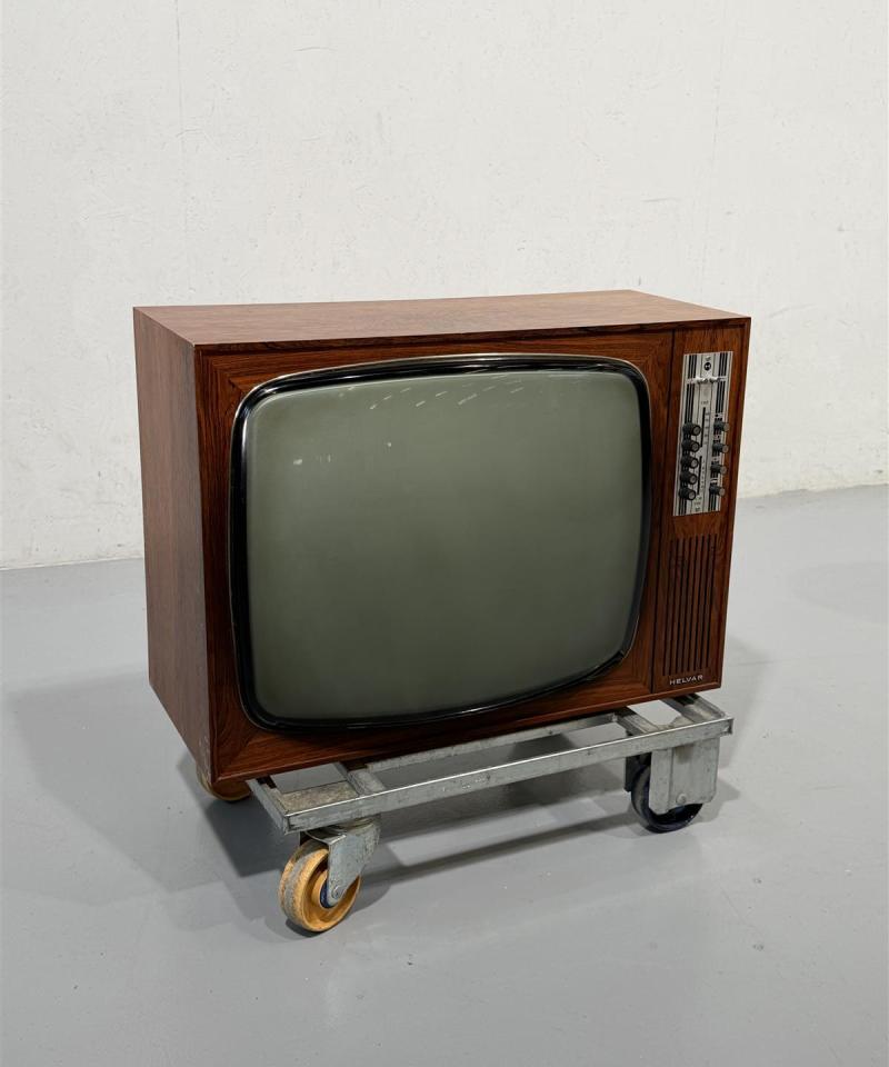 Helvar Transpolar Ultra TL-2356 televisio