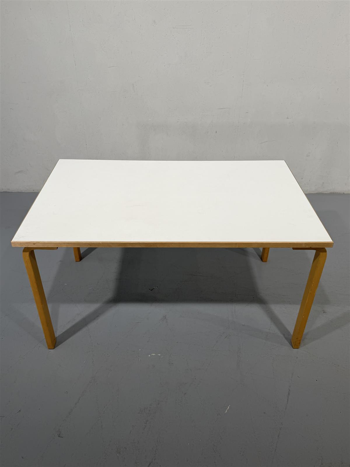 Artek pöytä 130x80