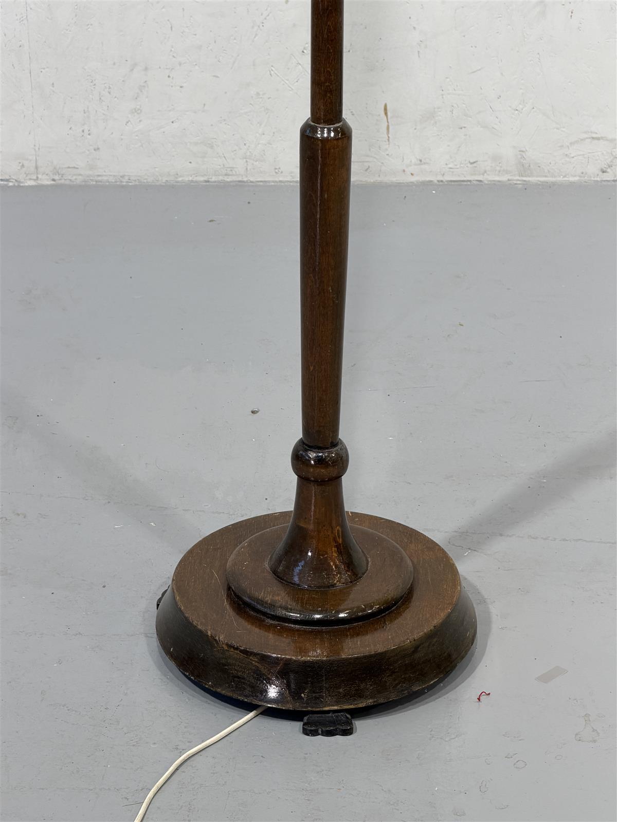 Vintage lattiavalaisin puuvarsi