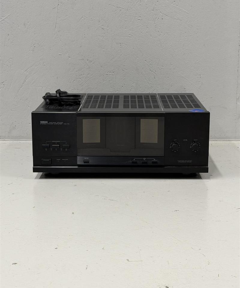 Yamaha MX-70 vahvistin