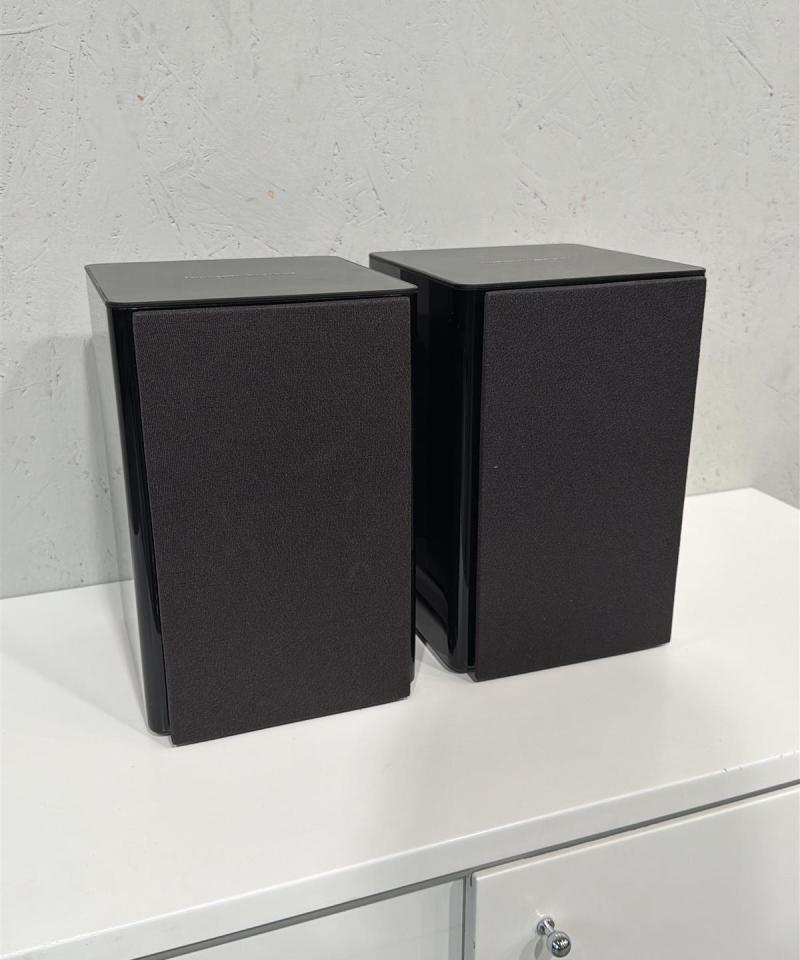 Harman Kardon Mas 100 kaiuttimet (2kpl ja cd soitin)