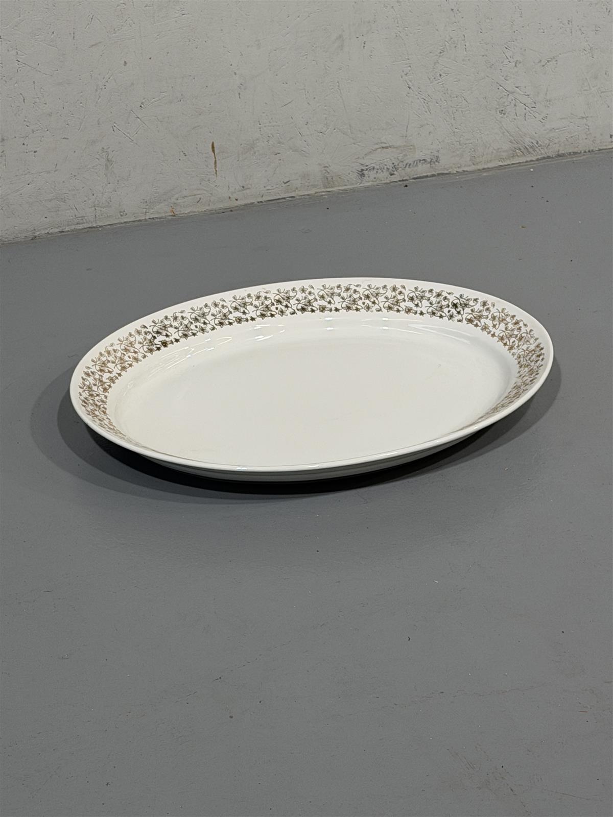 Arabia iso tarjoiluvati 61cm